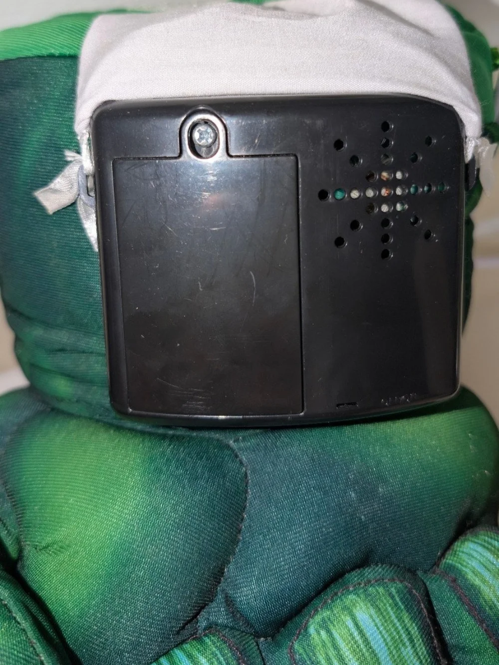 Hasbro Marvel 2008 Incredible HULK Smash Hands Fists Gloves Plush w/sound Works